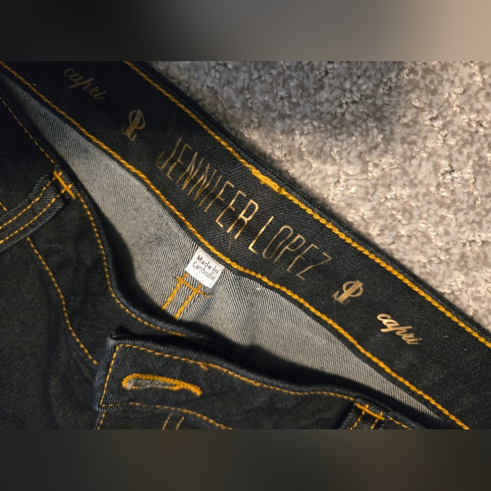 EUC Jennifer Lopez Capris Dark Denim Sz 16 - Picture 4 of 6